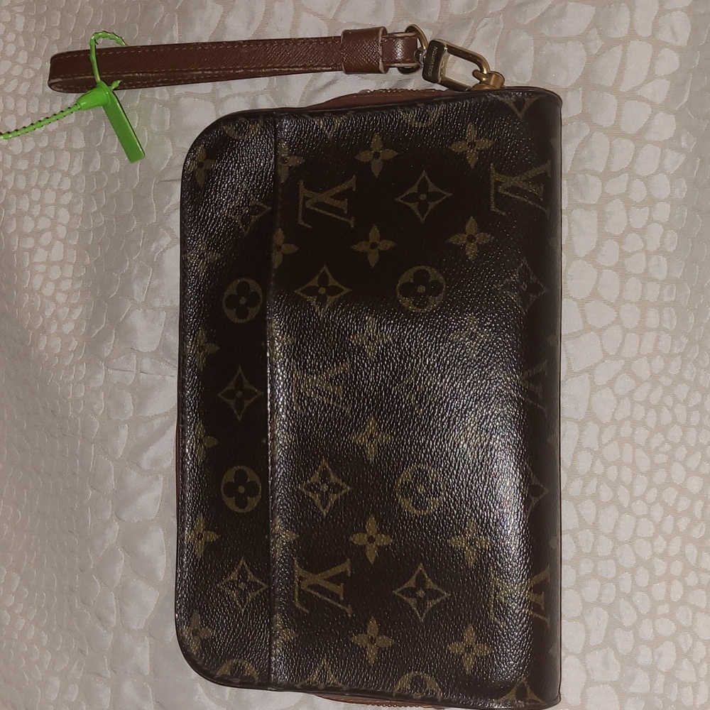 Authentic Louis Vuitton Orsay monogram clutch wristlet handbag purse
